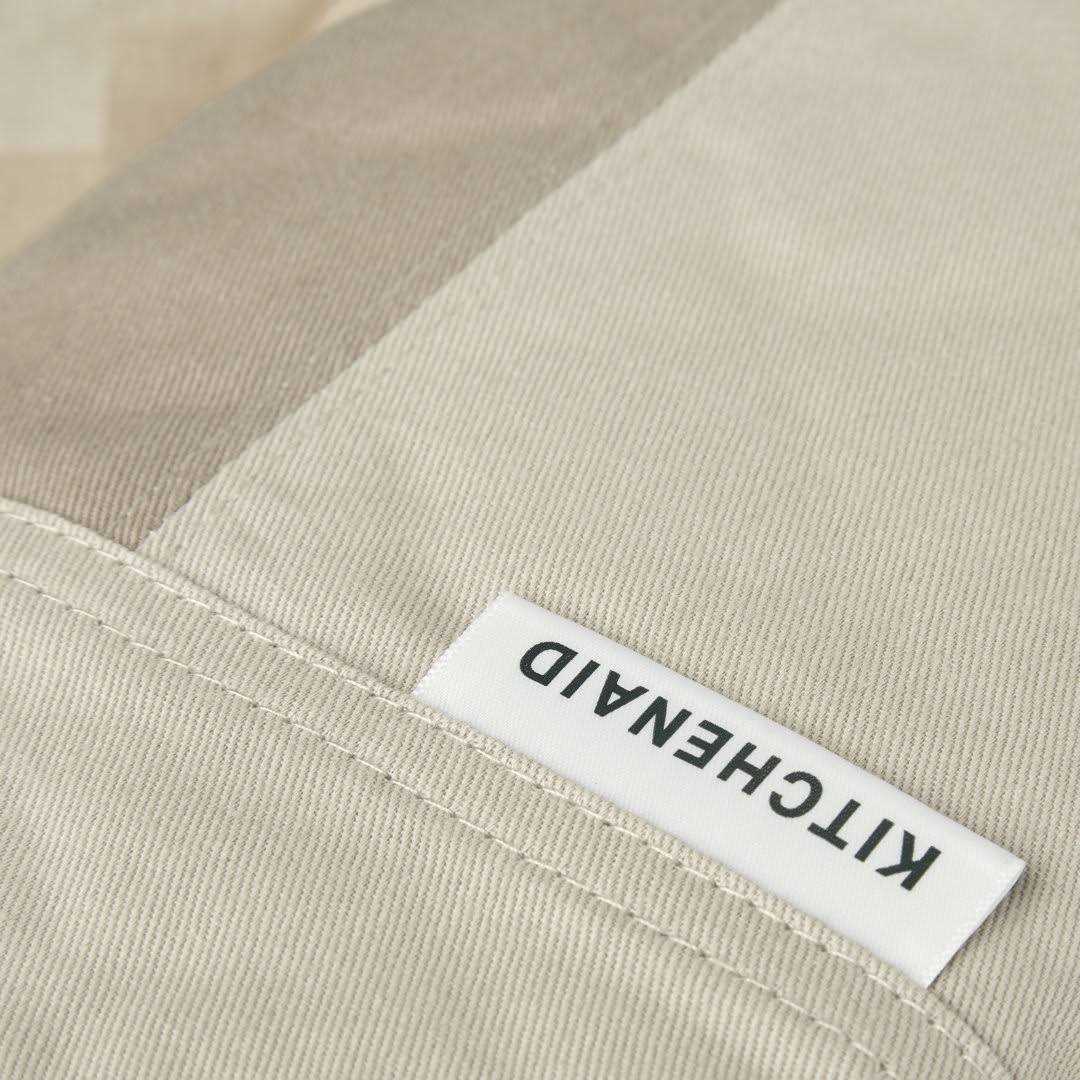 KitchenAid Beacon Two-Tone Oven Mitt Set - Image 4