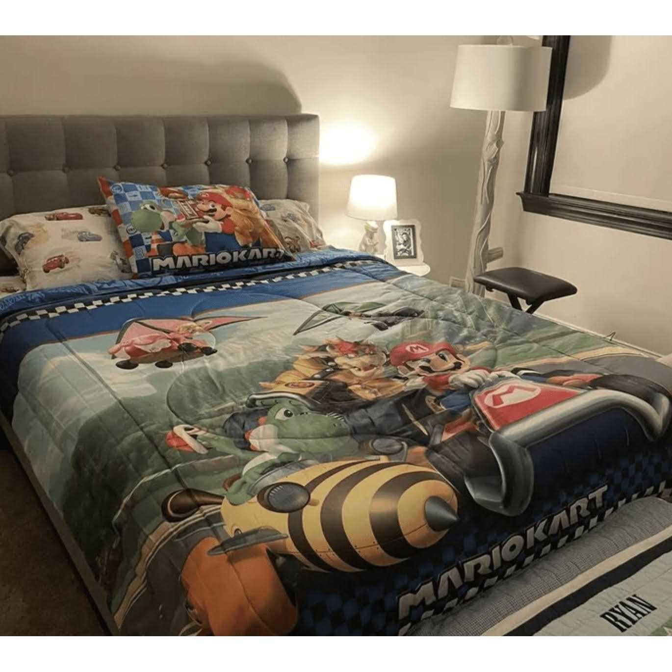 Twin Super Mario Reversible Kids' Comforter - Image 4