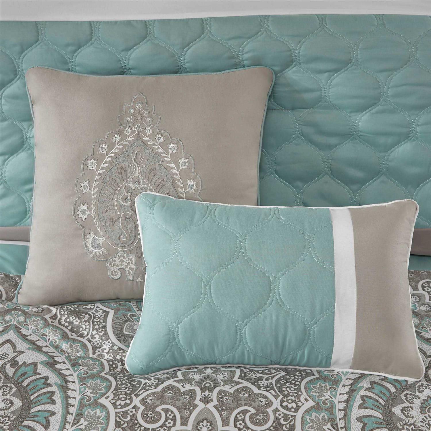 510 Design 8 Piece Comforter Set - Image 4