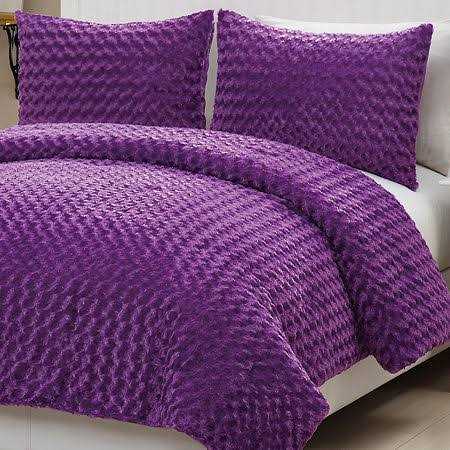 VCNY Rose Fur Comforter Set - Image 3