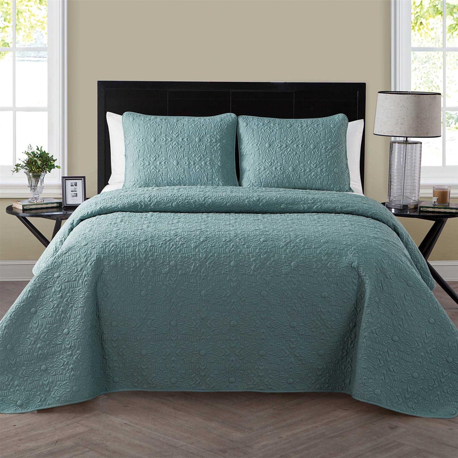 Vcny Home Caroline Embossed Quilt Set - Image 5